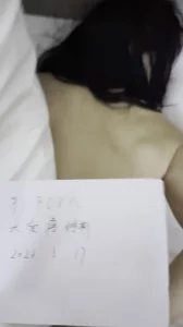 [原创]邻居姐姐从电影院调教到酒店酣战申请认证论坛vip