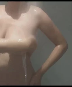 骚货人妻自拍洗澡