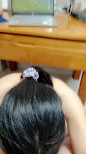 世界杯看球，老婆突然发春。