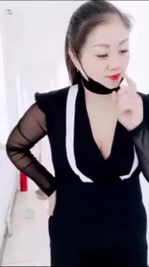 熟女楼道勾引大爷操逼1