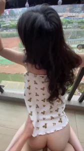 阳台后入泰安小姐姐