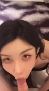 小母狗就喜欢吃我的鸡吧