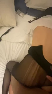 怕染上还是戴套射嘴巴里吧